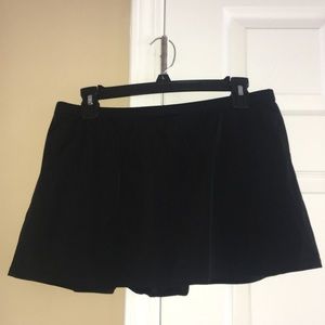 24th & Ocean Swim Skirt Size 16